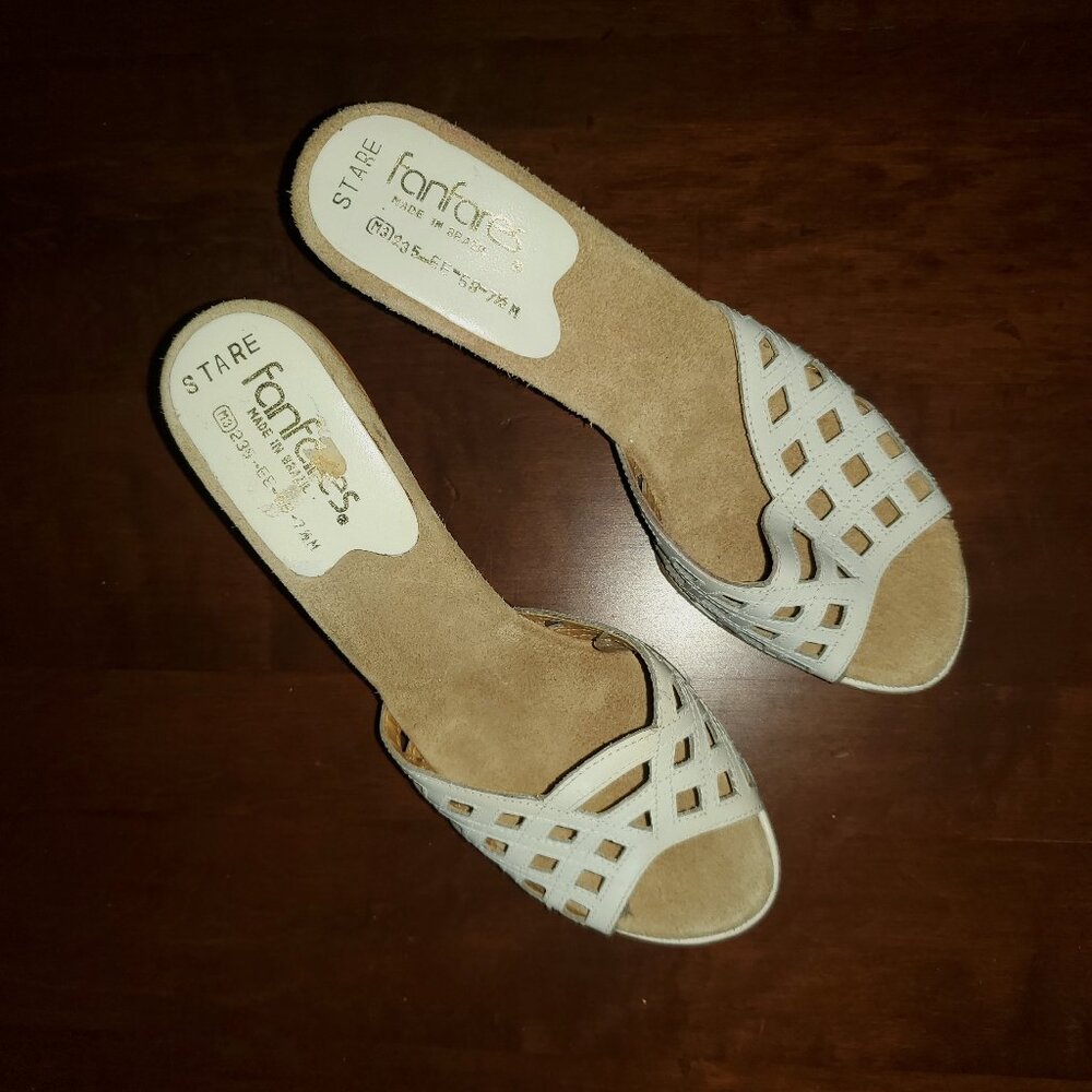 Vintage Fanfares Wooden Sandals - 7 1/2 M